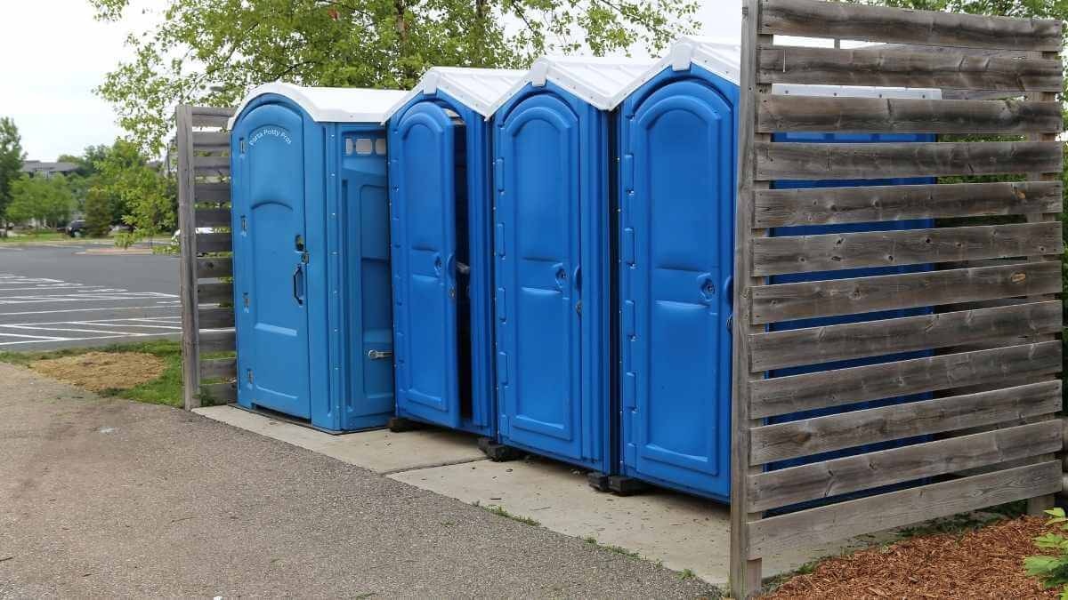 Porta Potty Rental Pros - Reliable Portable Toilet Rentals in Ipswich, SD, 57451